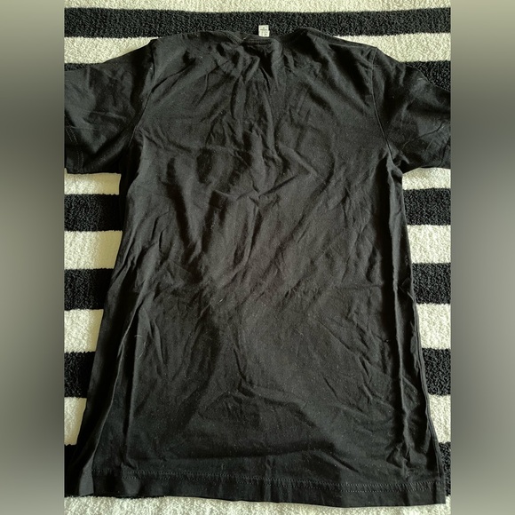 paw print heart graphic t-shirt - Picture 2 of 2